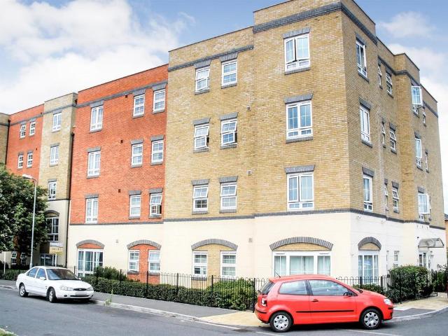 Apartment for rent in Slough