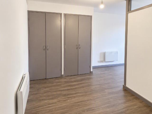 Studio for rent in Handsworth, Birmingham