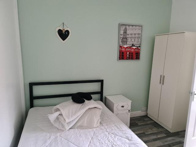Studio for rent in Spon End, West Midlands
