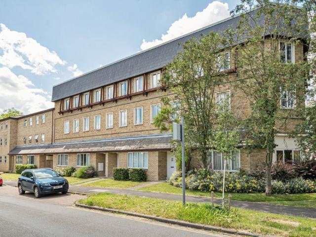 Apartment for rent in Barnwell, Arbury