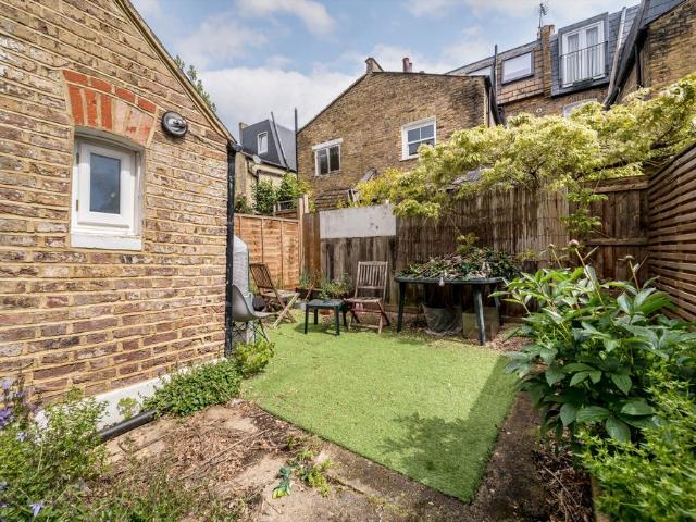 Apartment for rent in Hammersmith, Greater London