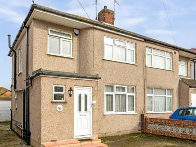 House for sale in Greater London