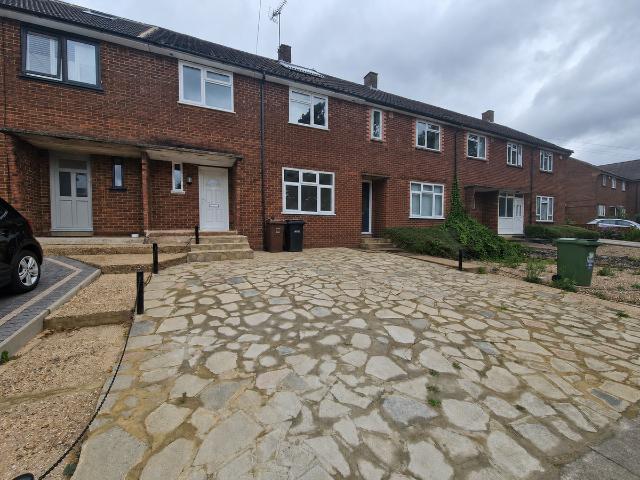 Apartment for rent in St Albans, Five Acres