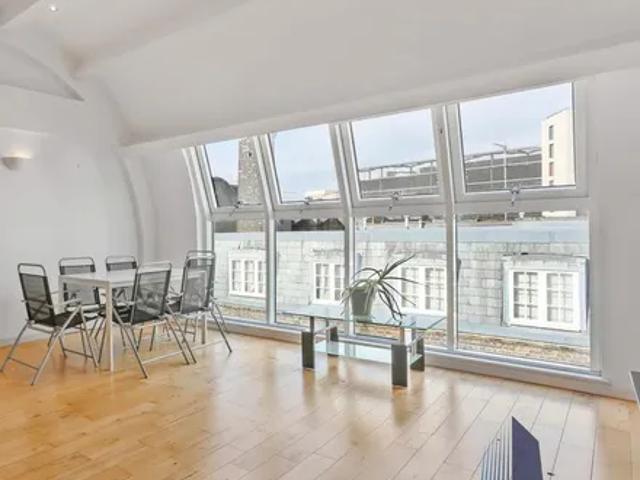 Apartment for rent in The Borough, Greater London