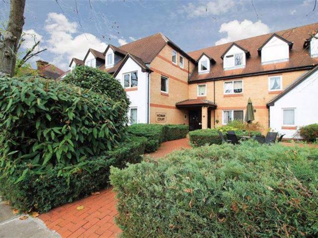 Apartment for rent in North Finchley, Greater London