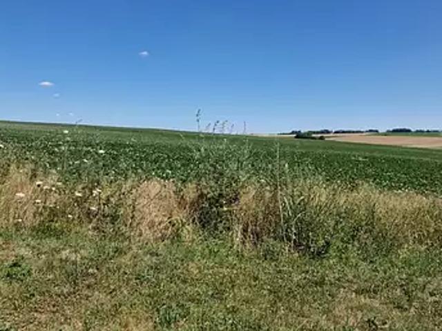 Terrain vente à Saint-Quentin, Homblières