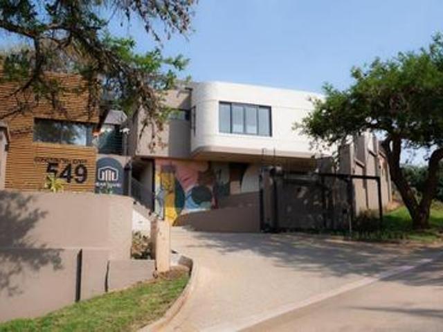 Townhouse for sale in Waterkloof, Gauteng
