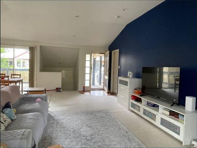 Townhouse for rent in Toombul, Queensland