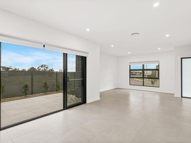 House for rent in Wollongong West, New South Wales