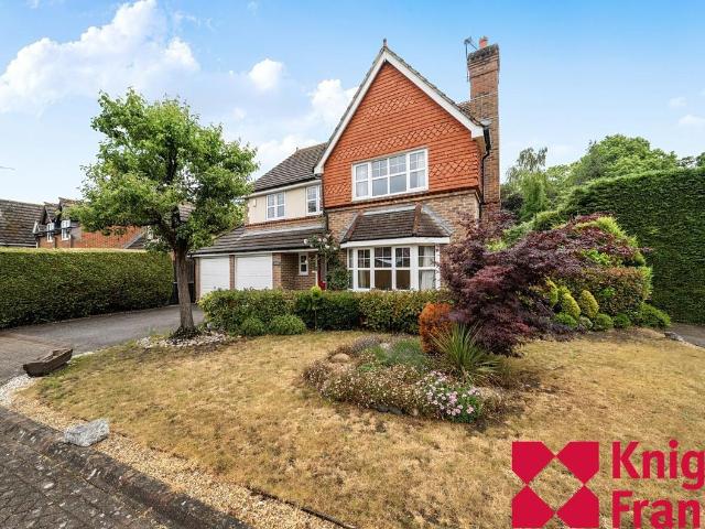 House for rent in Row Town, Surrey