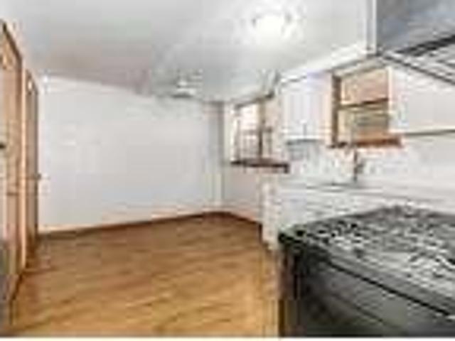 House for rent in Burbank