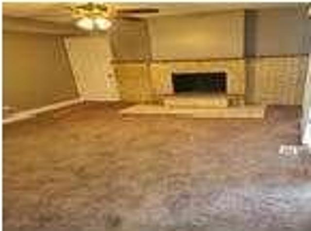 House for rent in Country Club Hills