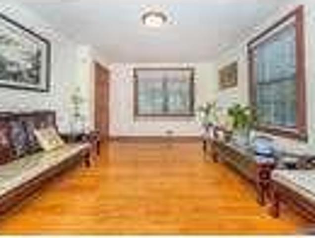 House for rent in Cresskill House for rent in Cresskill