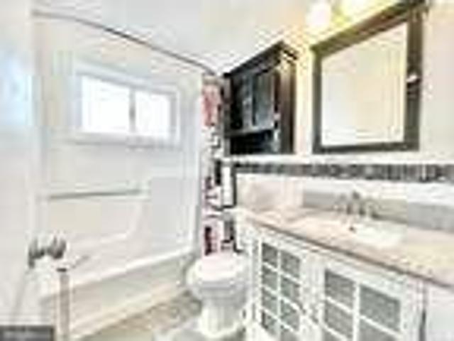 House for rent in Delaware