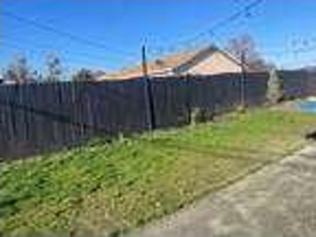 House for rent in Fairfield, Iowa