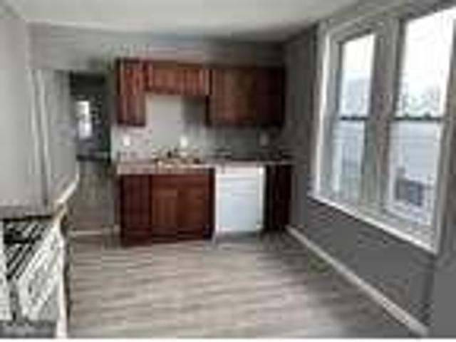 House for rent in Gloucester City