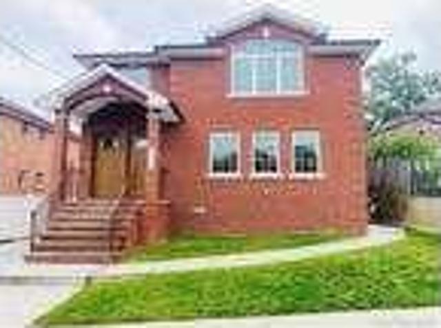 House for rent in Queens, Arverne
