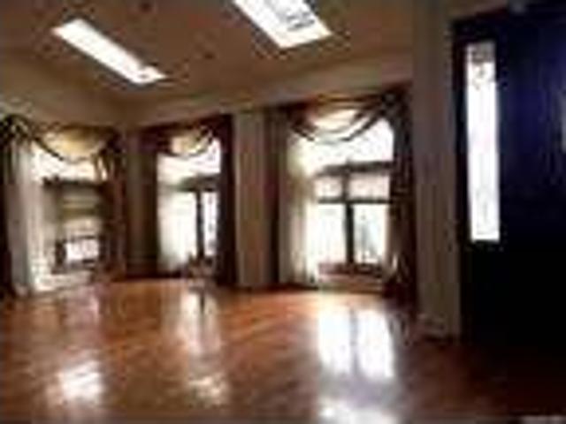 House for rent in Queens, Arverne