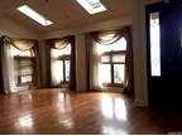 House for rent in Queens, Arverne