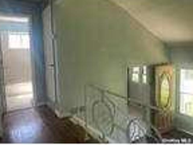 House for rent in Centereach, New York