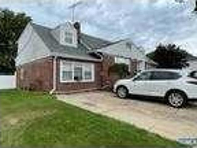House for rent in South Hackensack, New Jersey