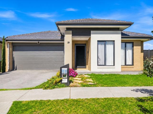 House for rent in Cornerstone, Melbourne