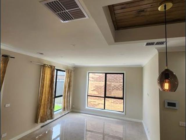 House for rent in Highlands, Melbourne