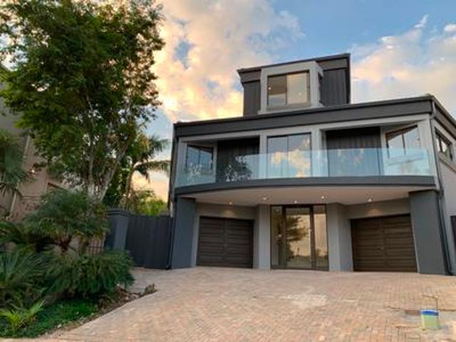 House for sale in Waterkloof, Gauteng