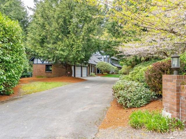 House for sale in Bellevue, Washington