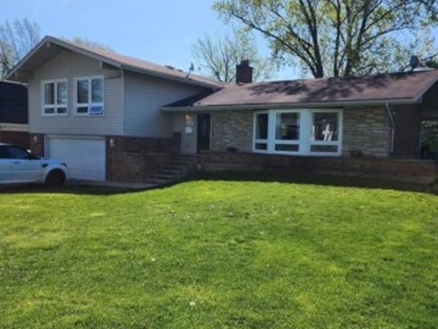 House for sale in Flossmoor, Illinois