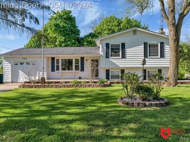 House for sale in Grand Blanc, Michigan