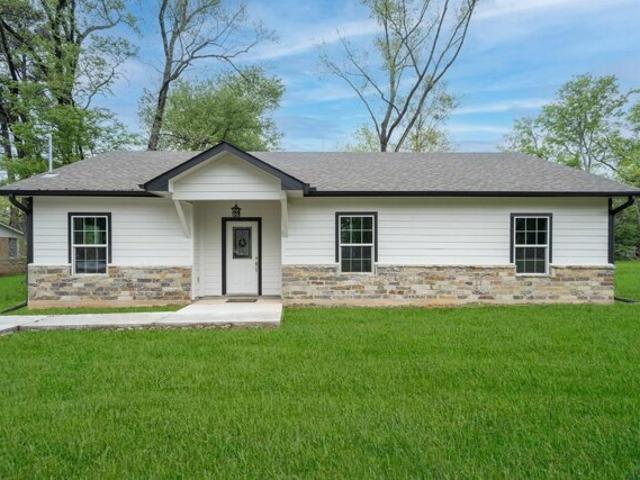 House for sale in Harrison, Texas