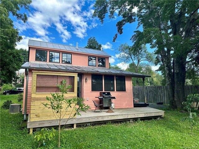House for sale in Bloomington, New York