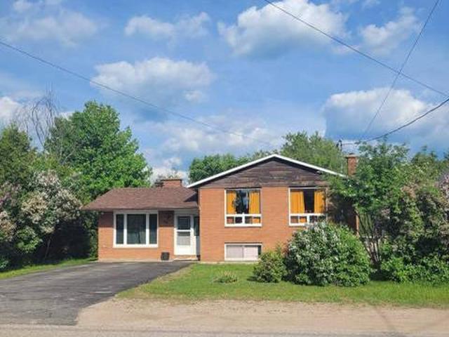 House for sale in North Bay, Ontario