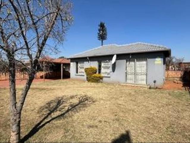 House for sale in Akasia, Gauteng