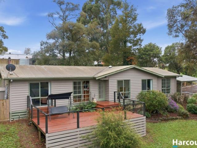 House for sale in Darlimurla, Victoria