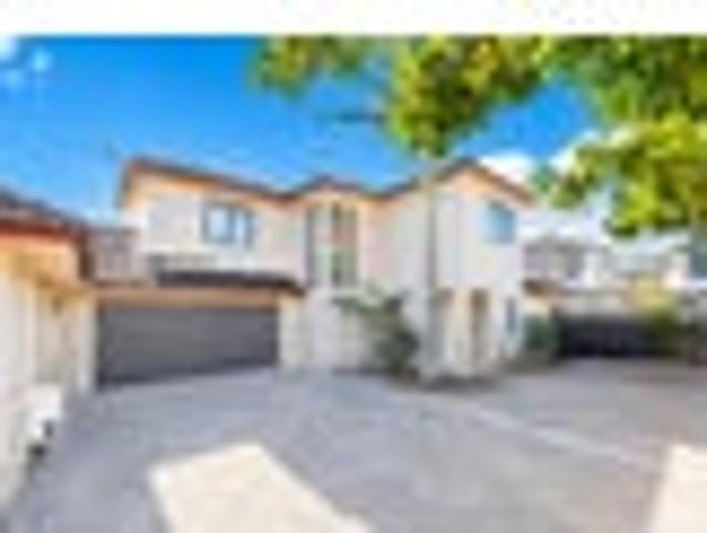 House for sale in Howick