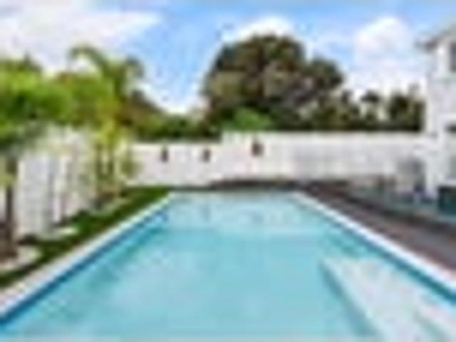 House for sale in Paremoremo