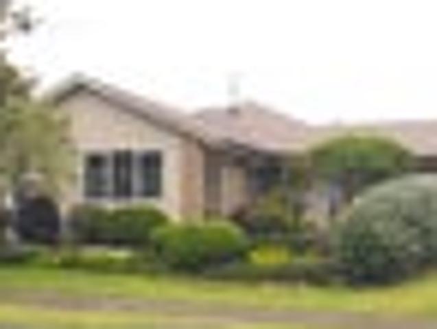 House for sale in Pyes Pa