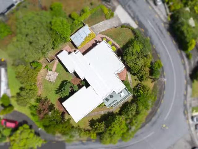House for sale in Oratia