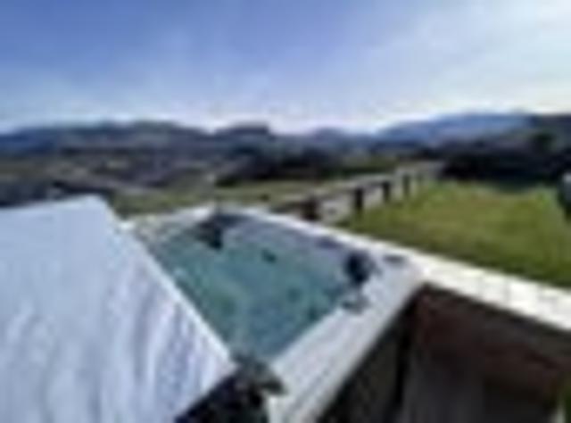 House for sale in Otakou