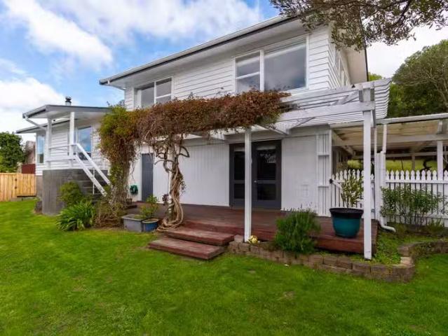 House for rent in Matata, Wellington