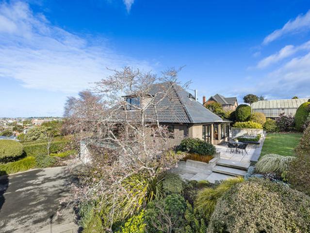 Property for sale in Otakou
