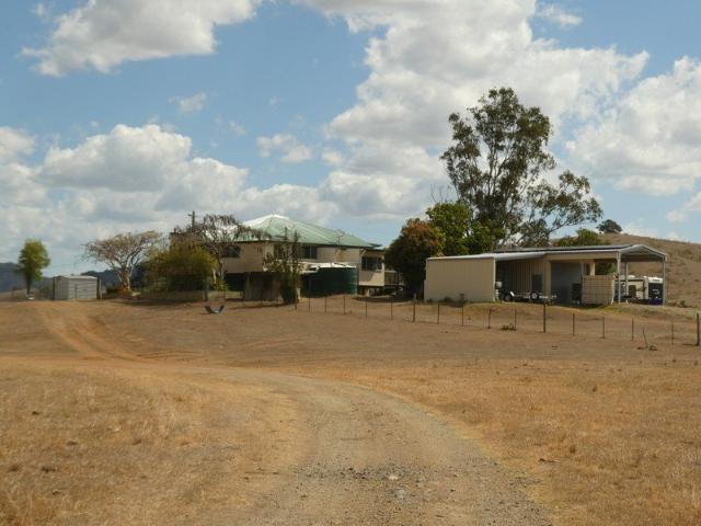 Cottage for sale in Coalstoun Lakes, North Burnett Regional