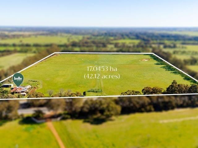 Cottage for sale in North Dandalup, Western Australia