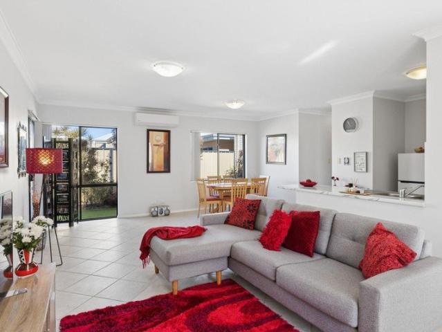 Villa for sale in Stirling, Western Australia