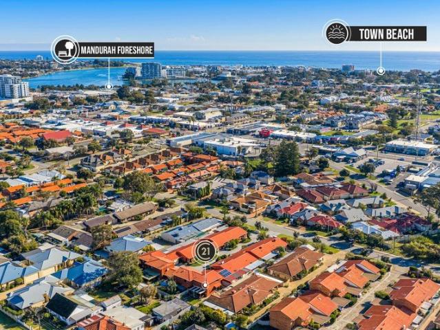 Apartment for sale in Parklands, Western Australia