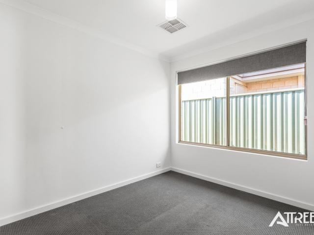 House for sale in Wattle Grove, Western Australia