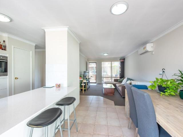 Villa for sale in Stirling, Western Australia