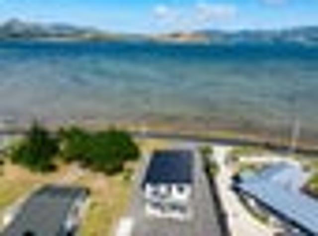 House for sale in Otakou